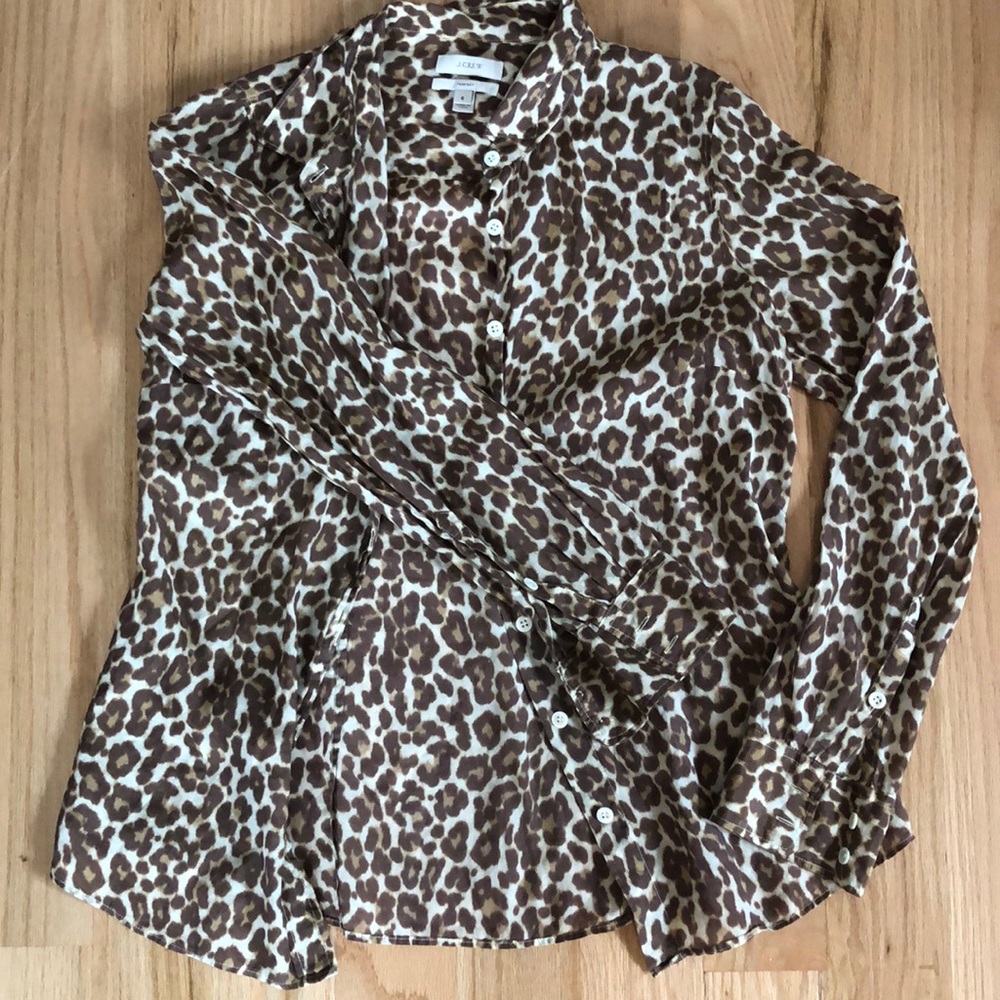 Leopard print top